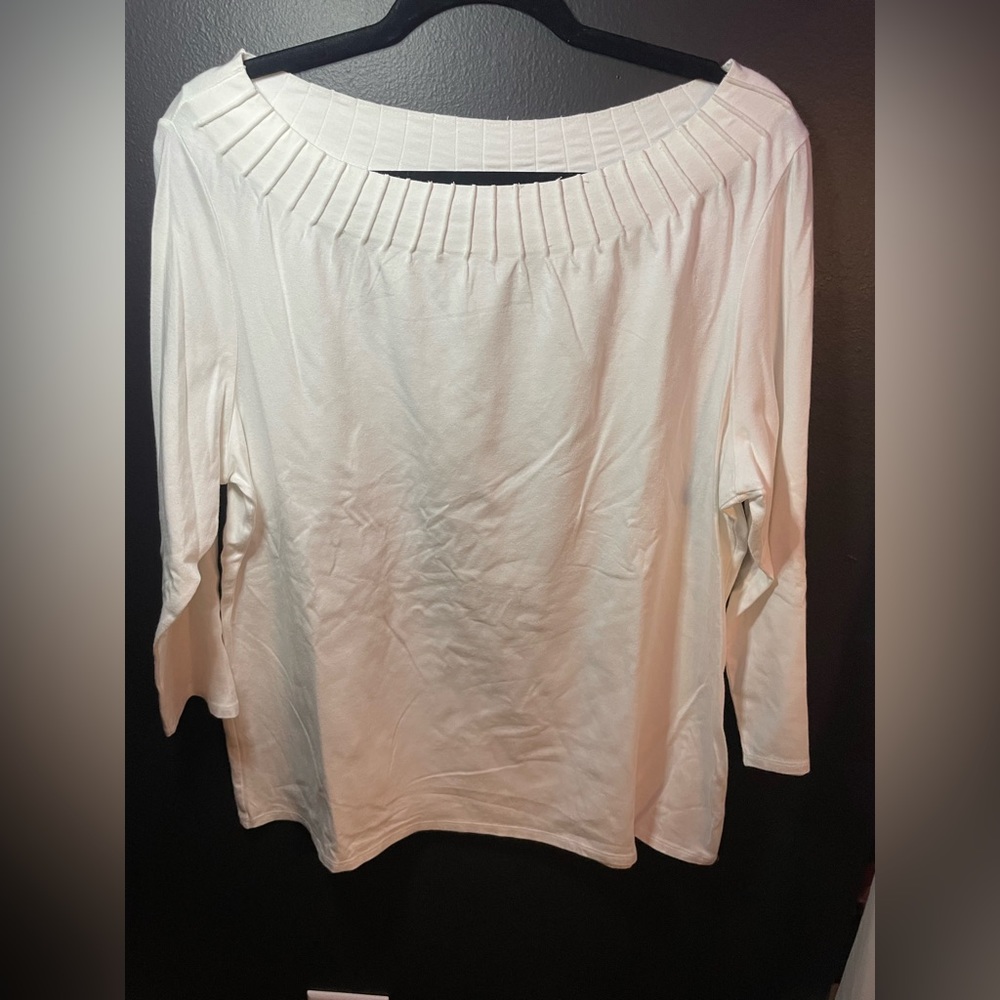 Talbots White Pleated Neckline Top(XL)